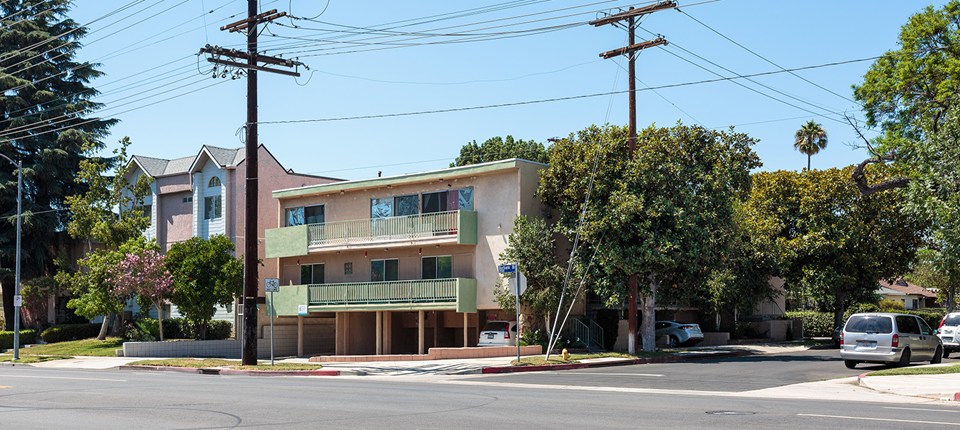 13505 Burbank Boulevard #6, Los Angeles, CA 91401