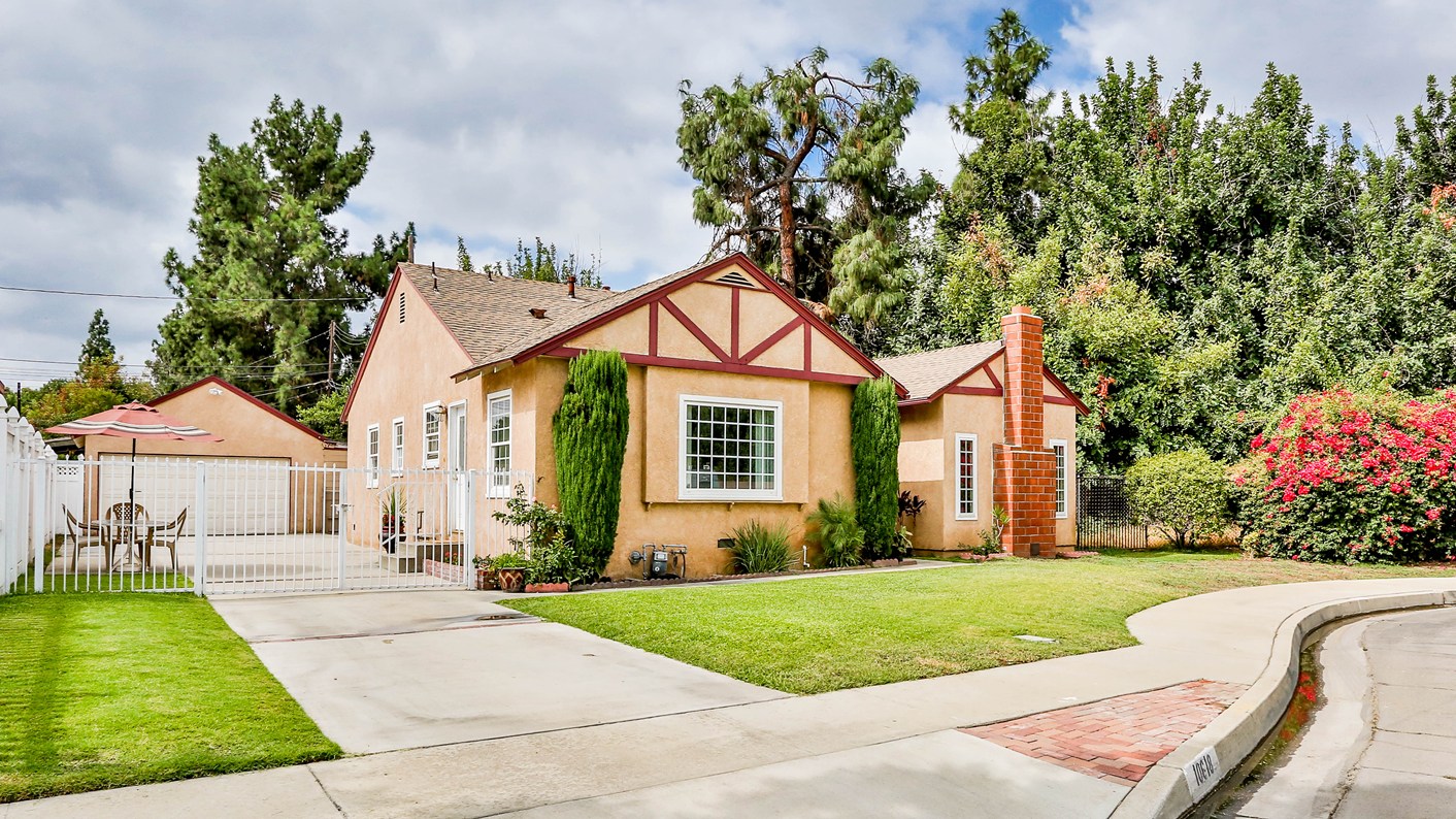 10618 Reichling Ln, Whittier, CA 90606