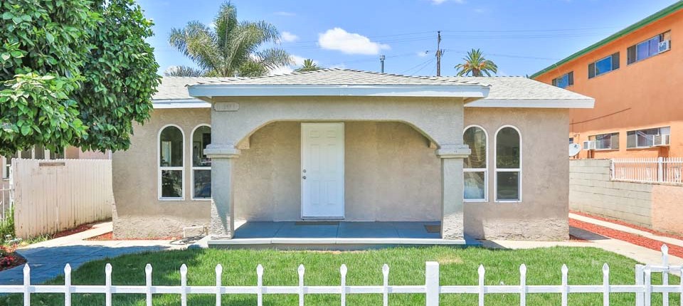 6501 Templeton St, Huntington Park, CA 90255