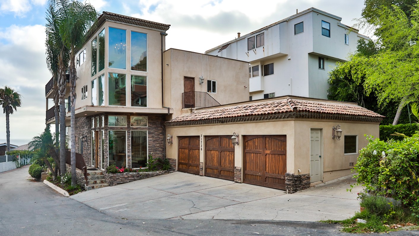 31736 Seacliff Drive, Laguna Beach, CA 92651