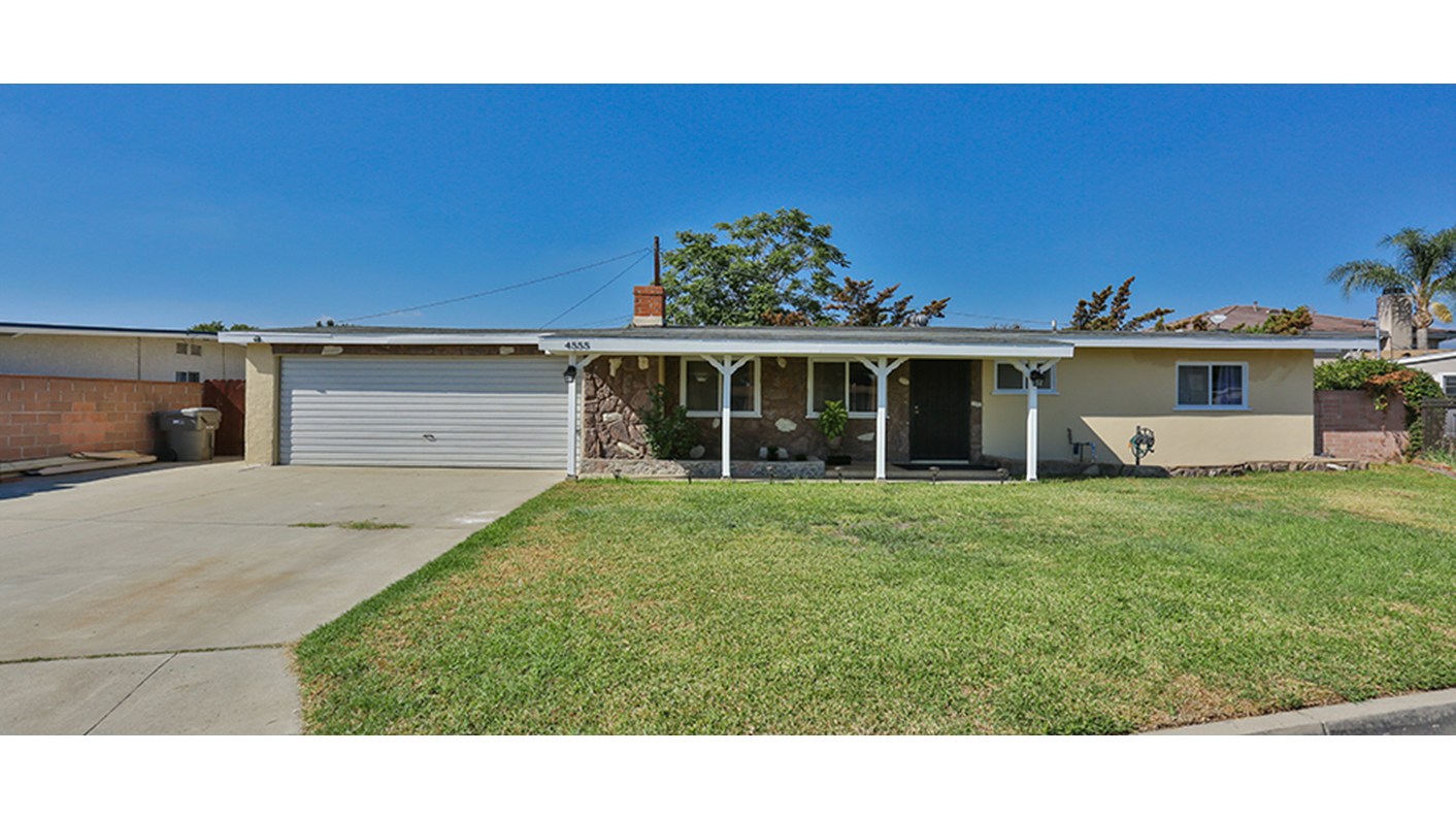 4555 North Rinard Avenue, Covina, CA 91722