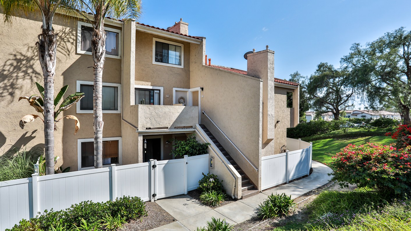 6921 Quail Place Unit H, Carlsbad, CA 92009