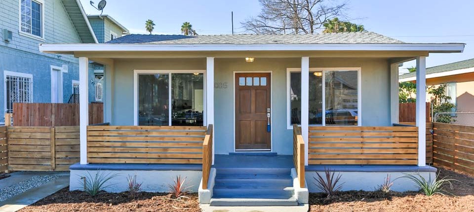 3035 8th Ave, Los Angeles, CA 90018