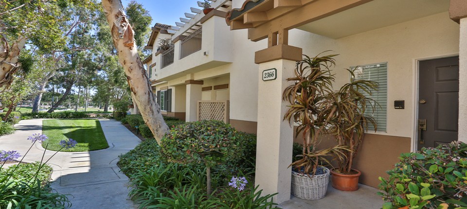 2366 Sunningdale, Tustin, CA 92782