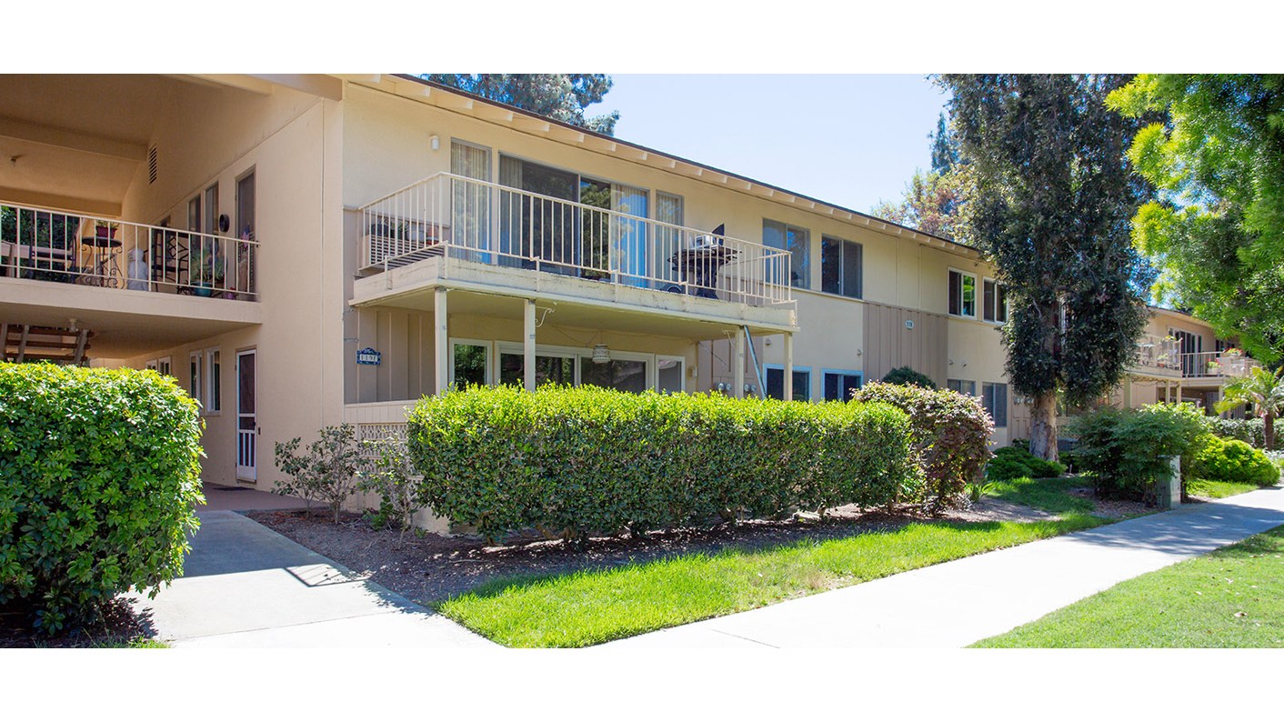 119 Via Estrada Unit F, Laguna Woods, CA 92637