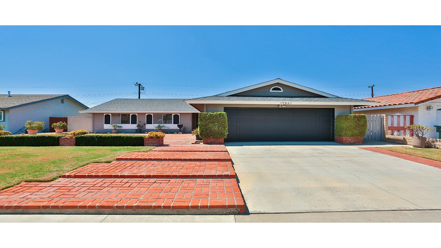 19861 Isthmus Lane, Huntington Beach, CA 92646